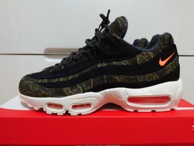 Carharte WIP × Nike Air Max 95 "Black/Sail/Total Orange"