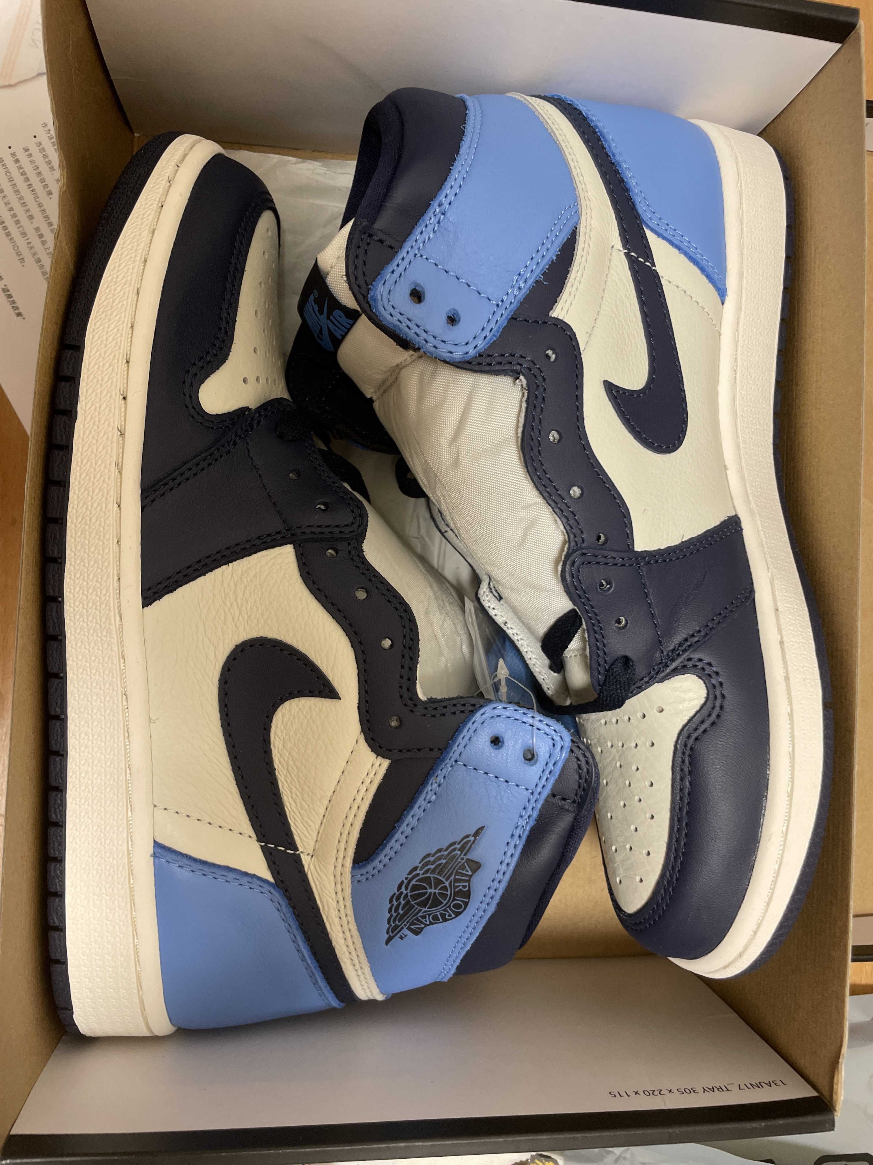 Nike Air Jordan 1 Retro High OG "Obsidian/University Blue"