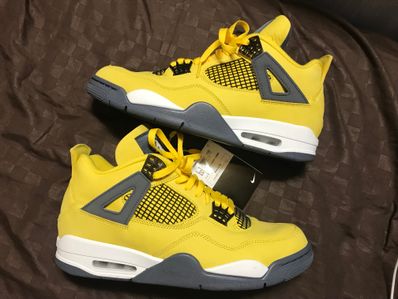 Nike Air Jordan 4 "Tour Yellow"