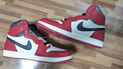 Nike Air Jordan 1 High OG "Lost & Found/Chicago"