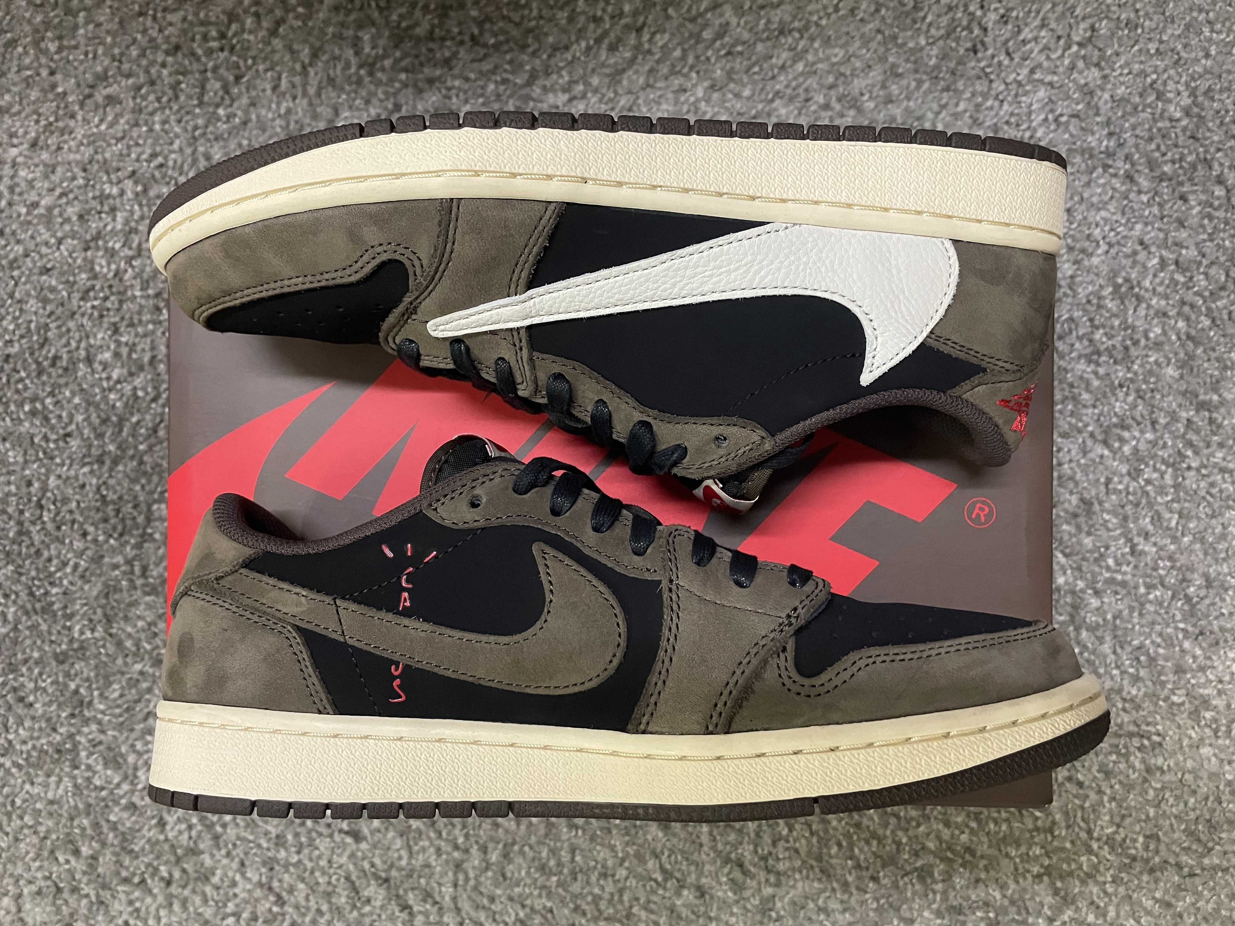 Travis Scott × Nike Air Jordan 1 Low OG SP-T  "Black/Dark Mocha"