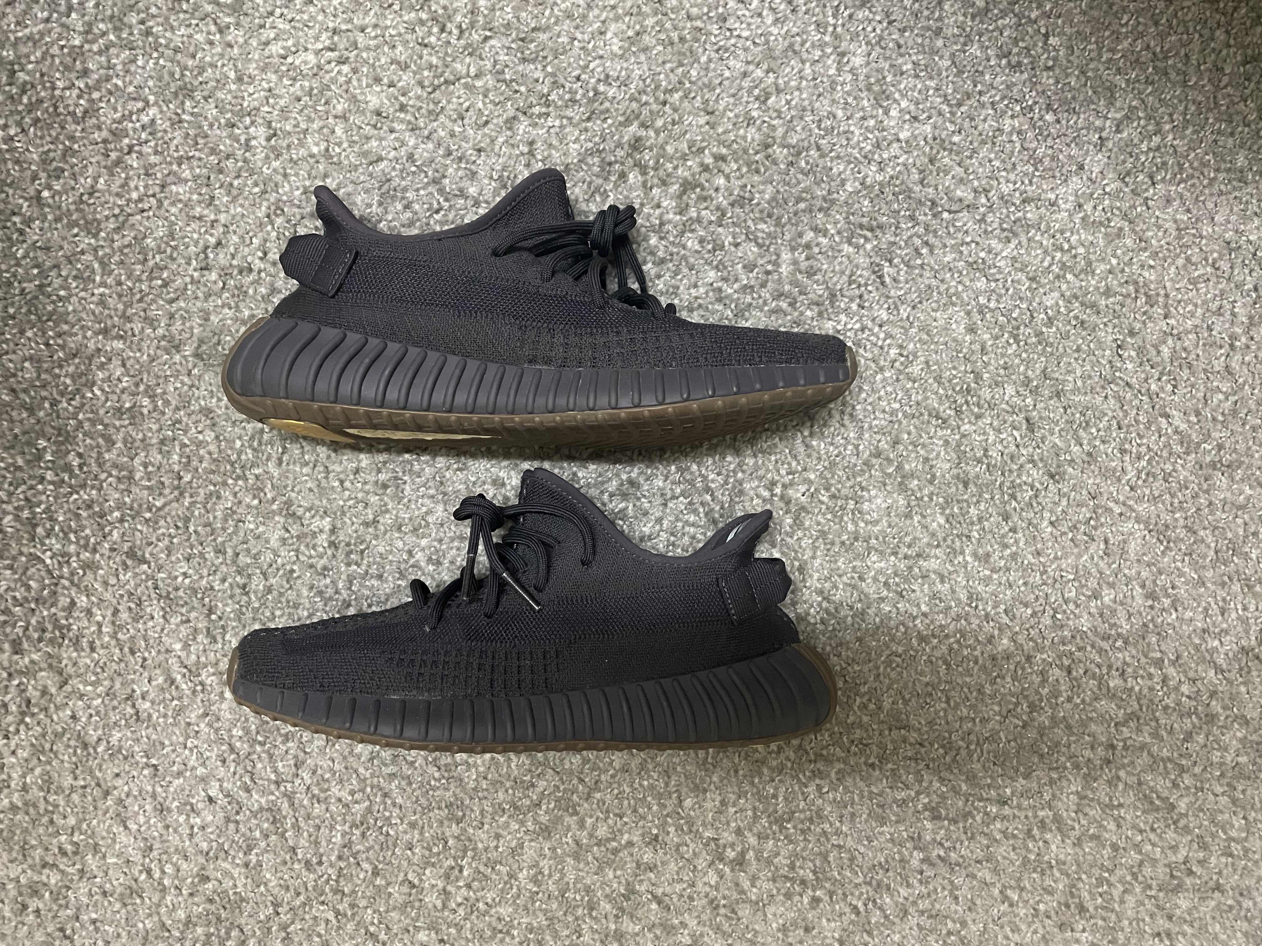  adidas YEEZY Boost 350 V2 "Cinder"