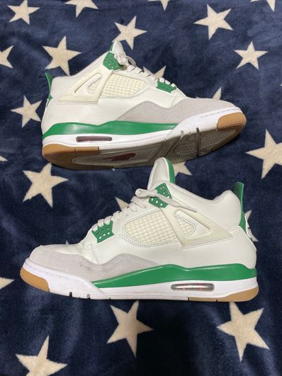 Nike SB × Air Jordan 4 Retro SP "Pine Green"