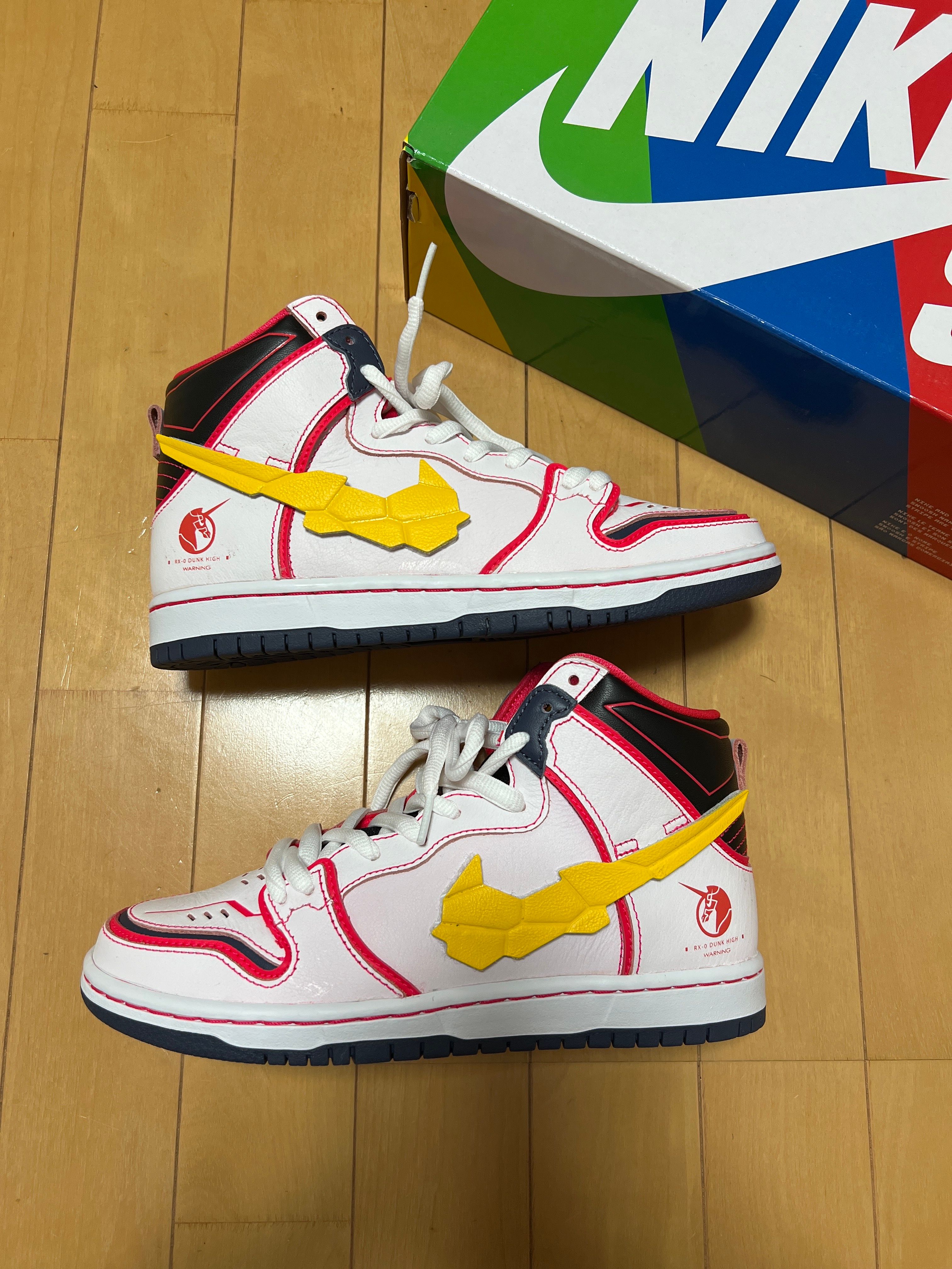 Gundam Unicorn × Nike SB Dunk High PRO QS "UNICORN"