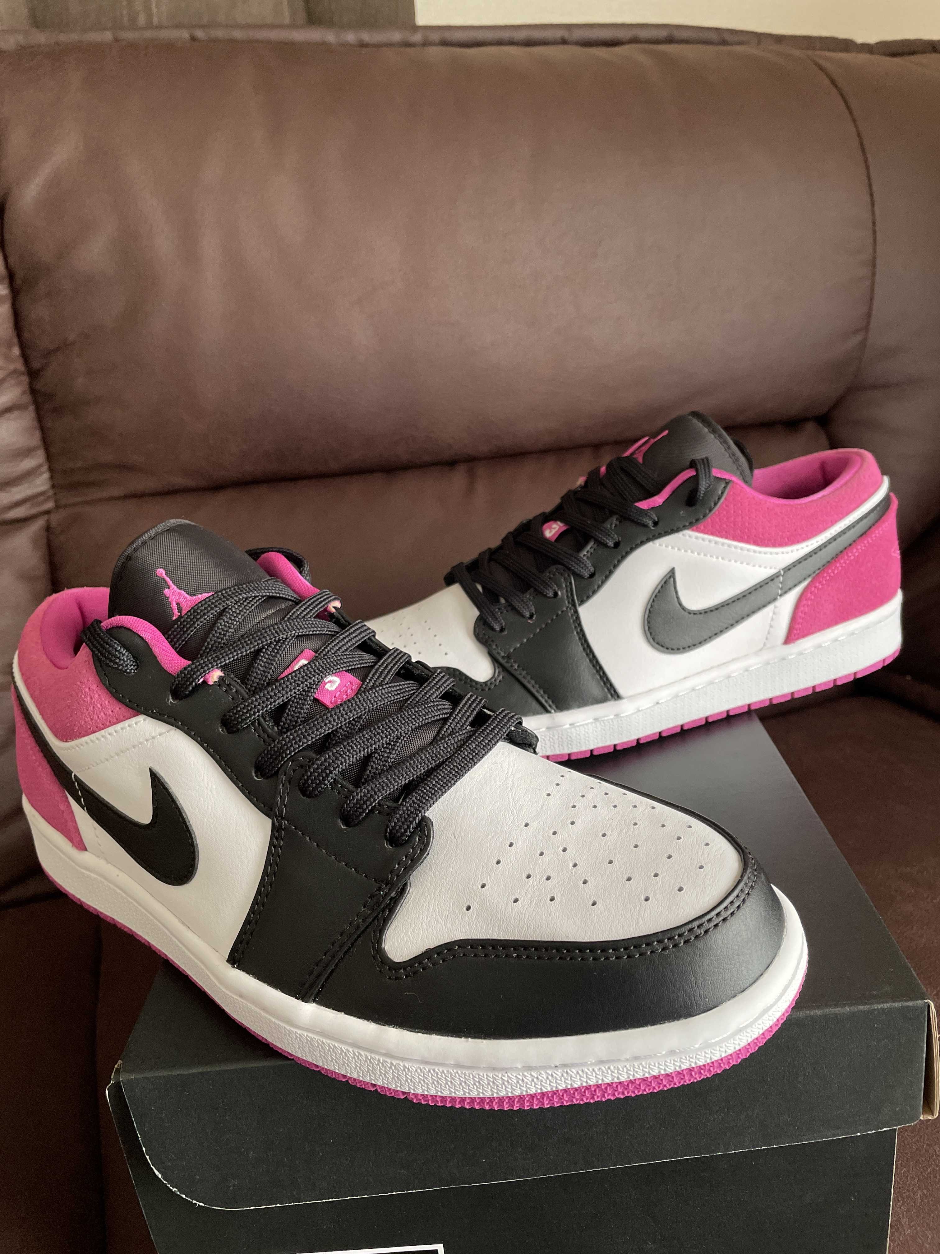 Nike Air Jordan 1 Low "Black/White-Magenta"    
