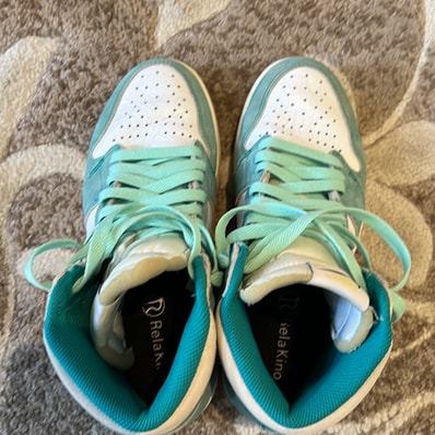 Nike Air Jordan 1 Retro High OG "Turbo Green"