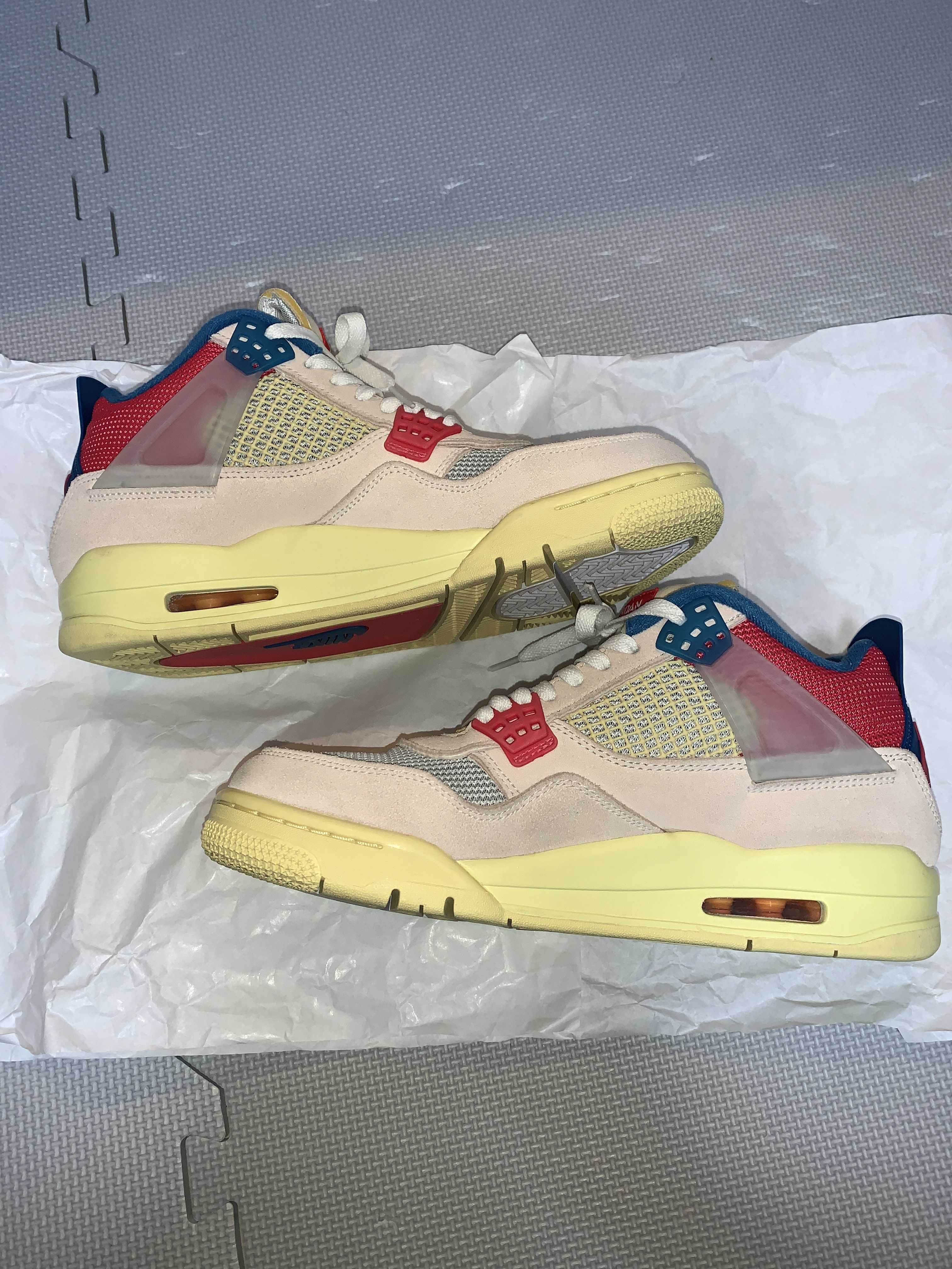 UNION × Nike Air Jordan 4 SP "Guava Ice/Light Fusion Red"