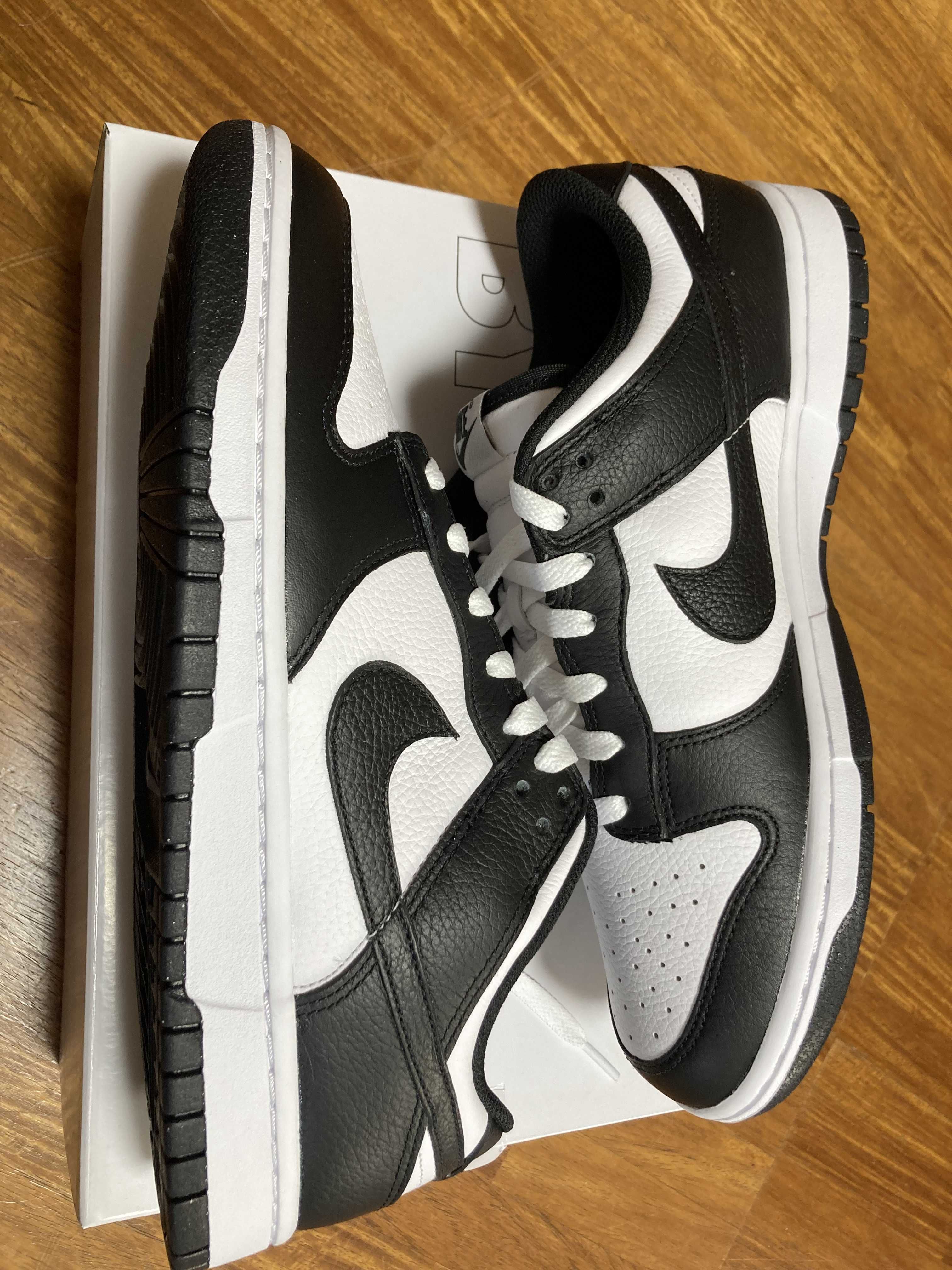 Nike Dunk Low Retro "Panda/White/Black"