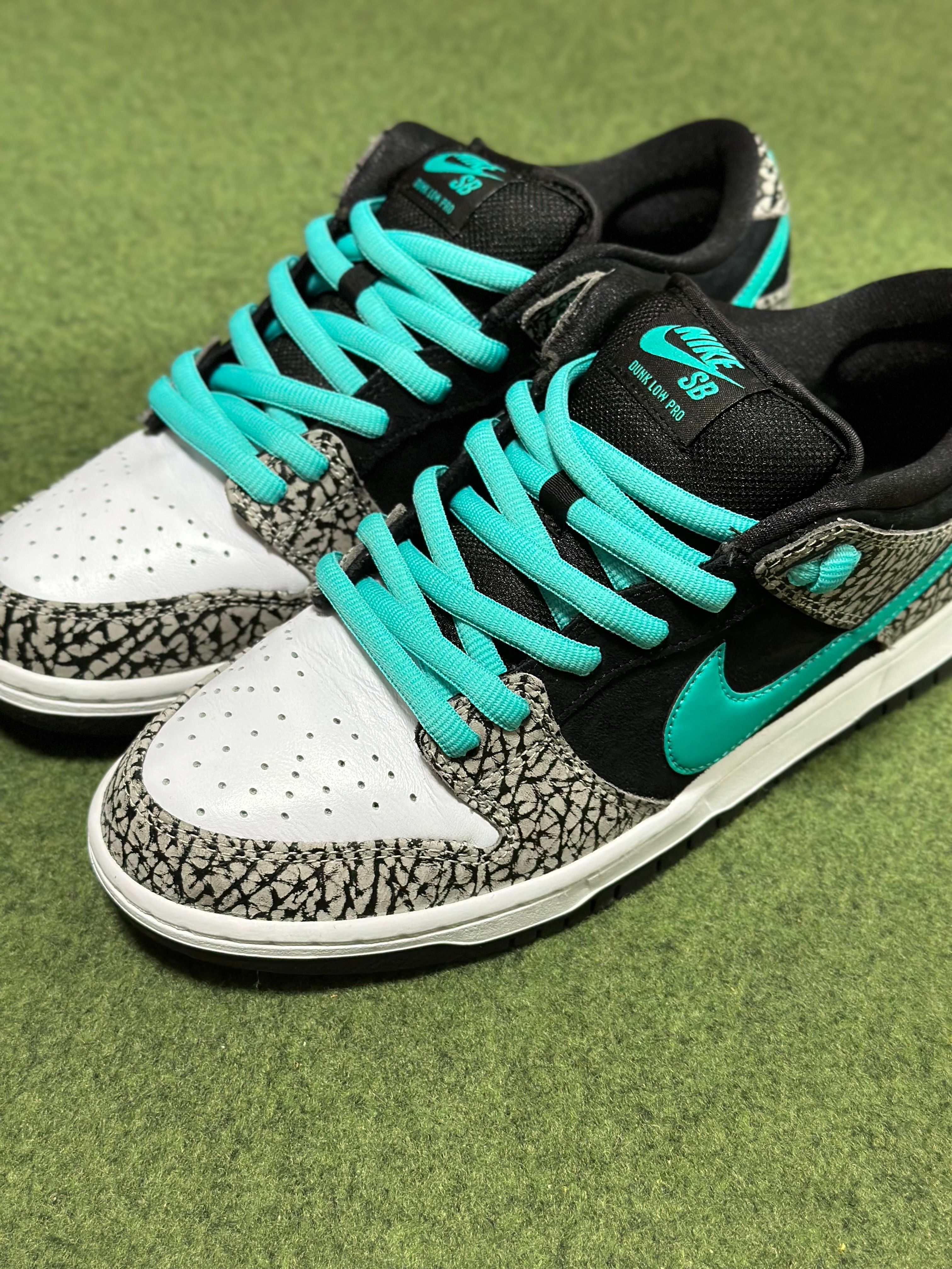 Nike SB Dunk Low "Elephant/Safari"