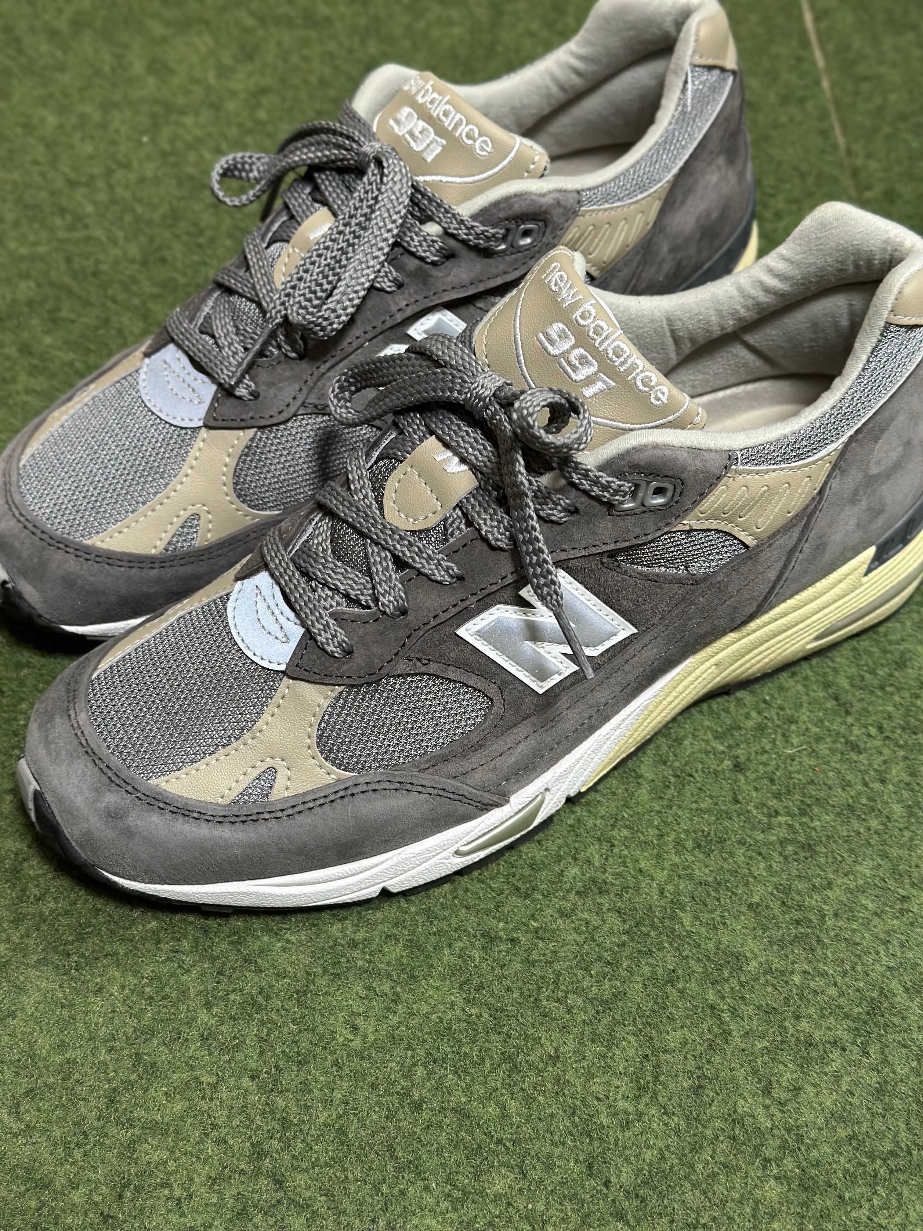 New Balance M991UKF Flimby Catalogue Pack "Grey/White"