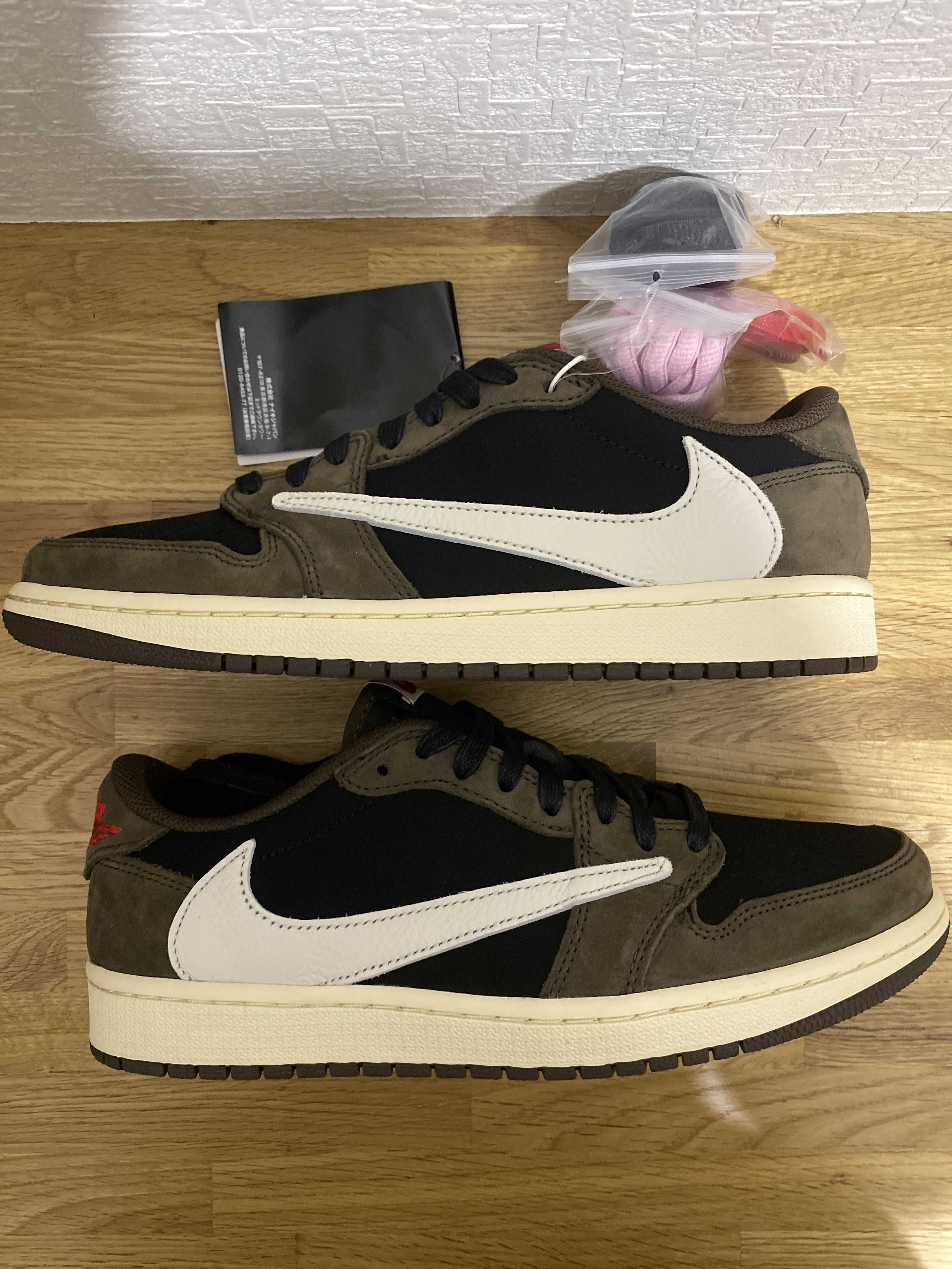 Travis Scott × Nike Air Jordan 1 Low OG SP-T "Black/Dark Mocha"