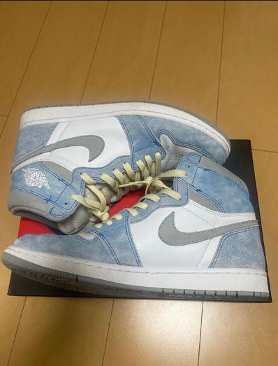 Nike Air Jordan 1 High OG "Hyper Royal"