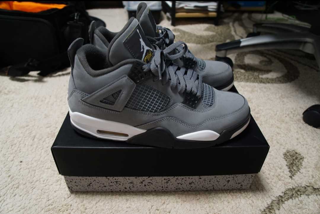 Nike Air Jordan 4 "Cool Grey"
