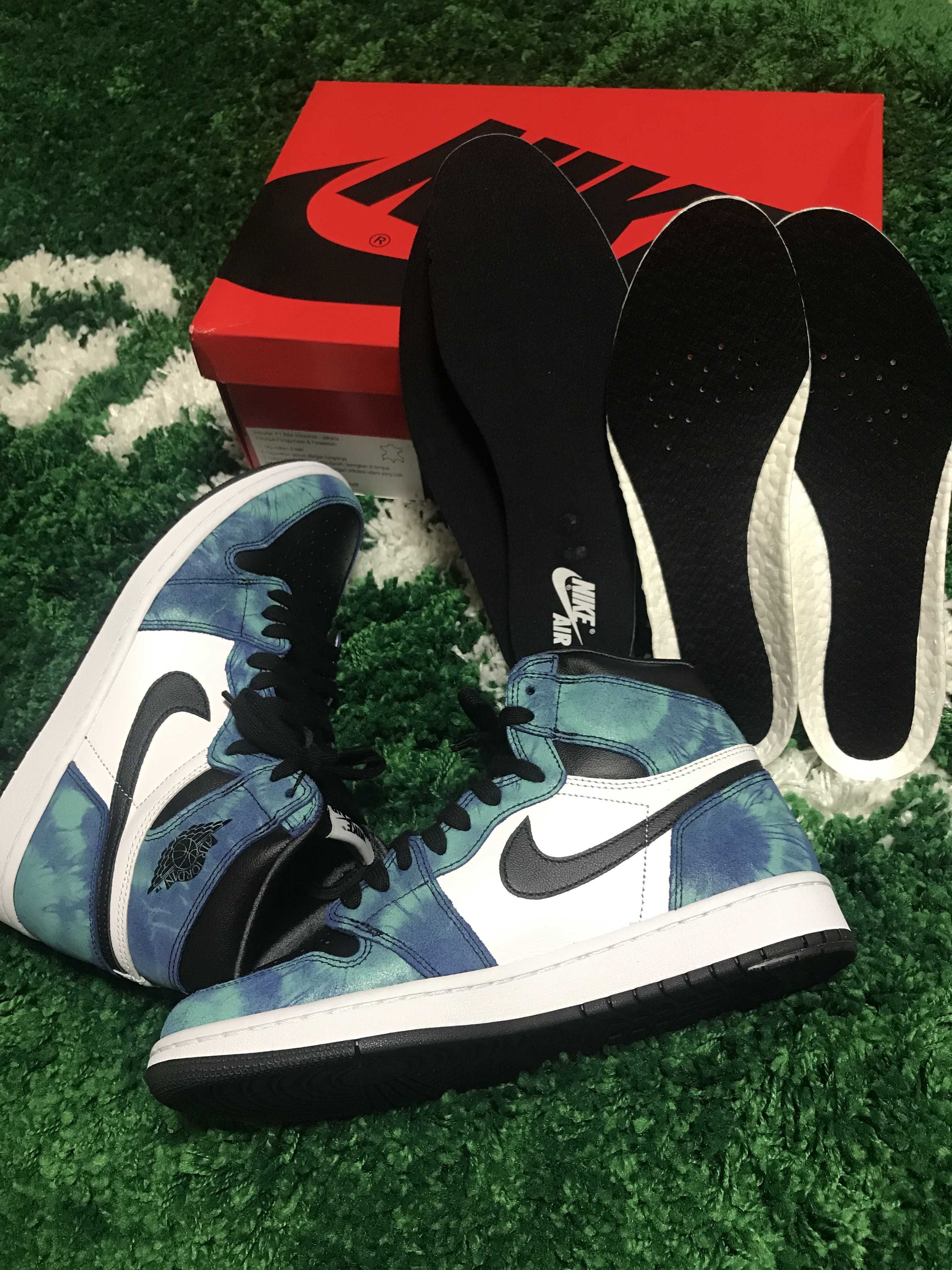 Nike Women's Air Jordan 1 High OG "Tie-Dye"