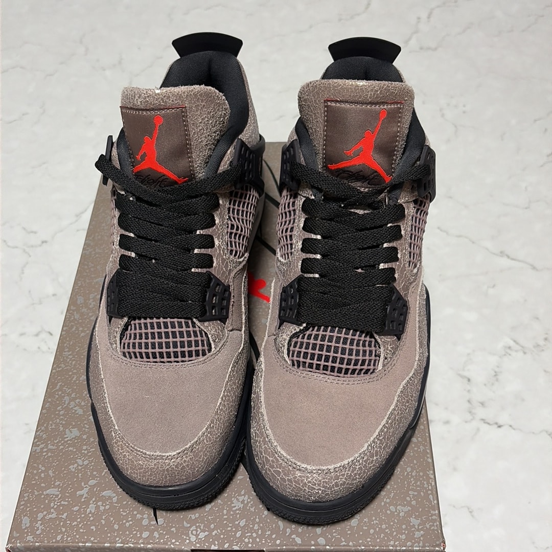 Nike Air Jordan 4 "Taupe Haze"