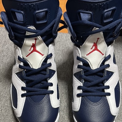 Nike Air Jordan 6 Retro "White and Midnight Navy"