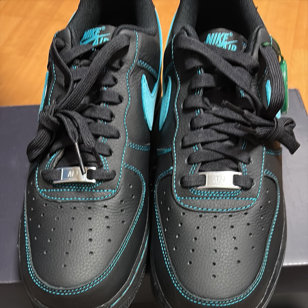 Nike Air Force 1 Low "Black Tiffany"