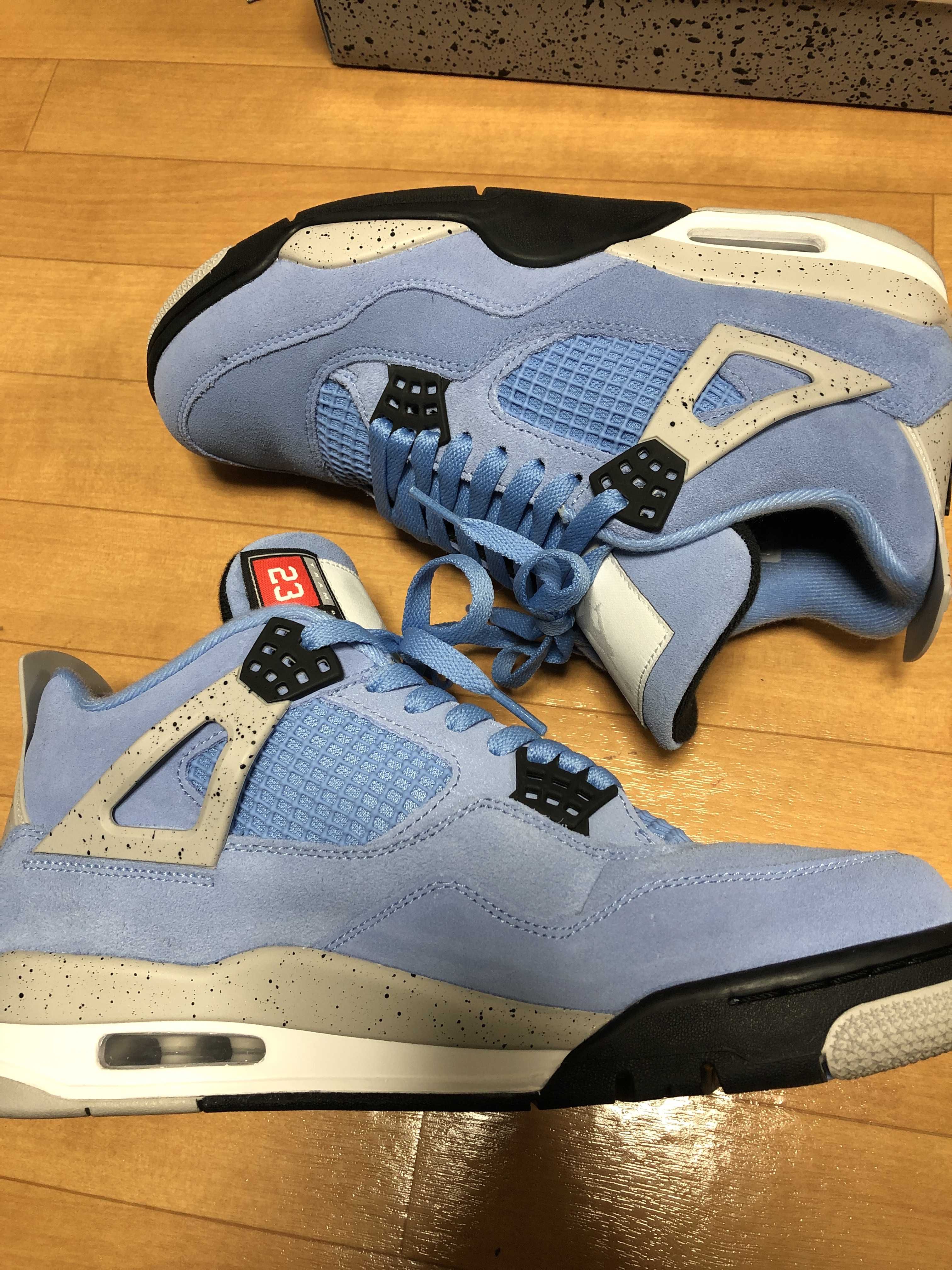 Nike Air Jordan 4 "University Blue"