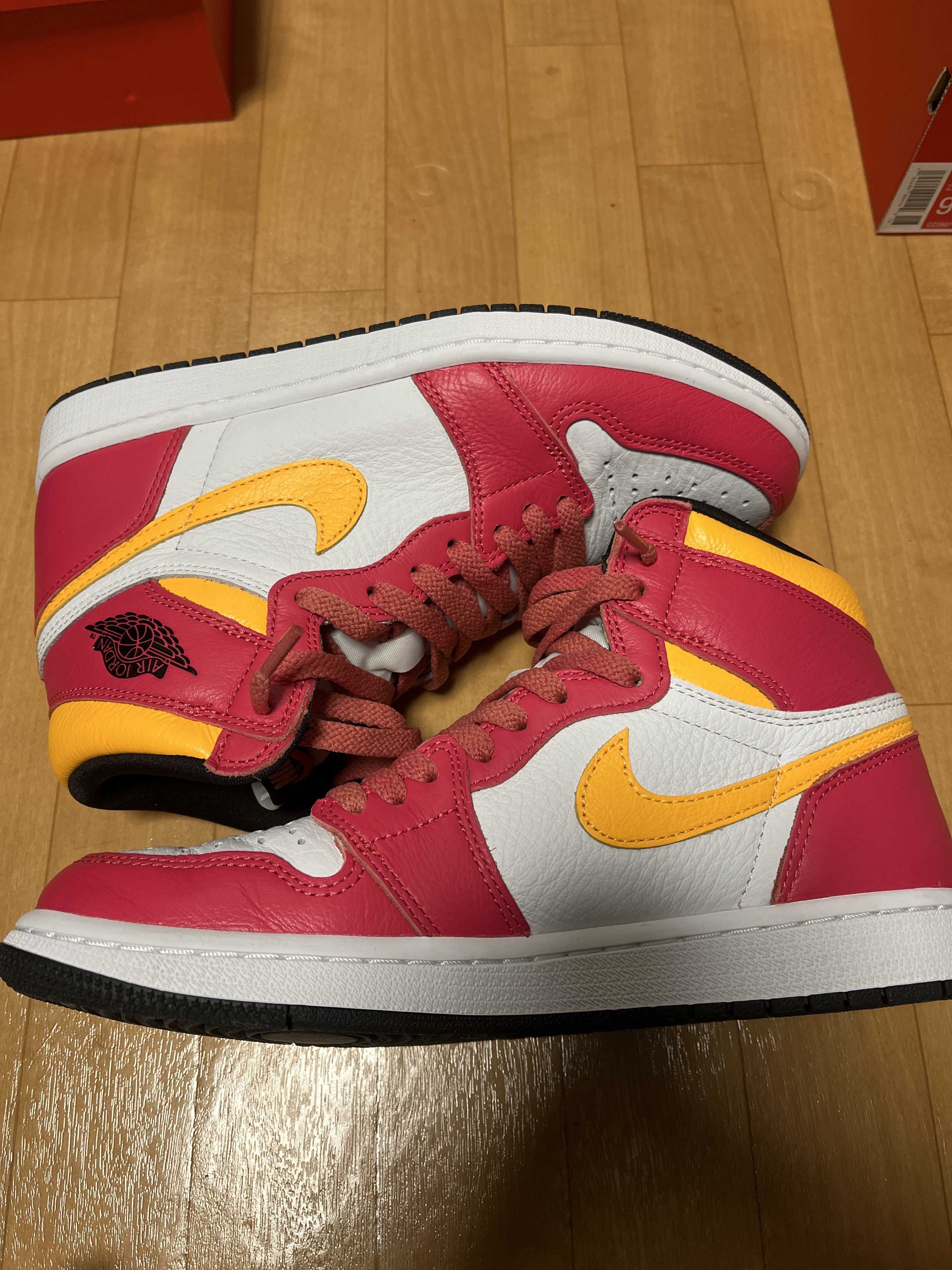 Nike Air Jordan 1 High OG "Light Fusion Red"