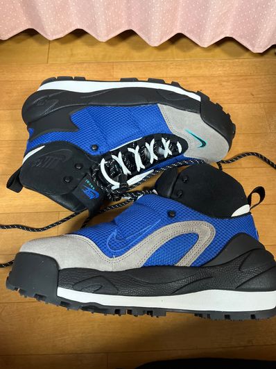 sacai × Nike Magmascape "Varsity Royal"