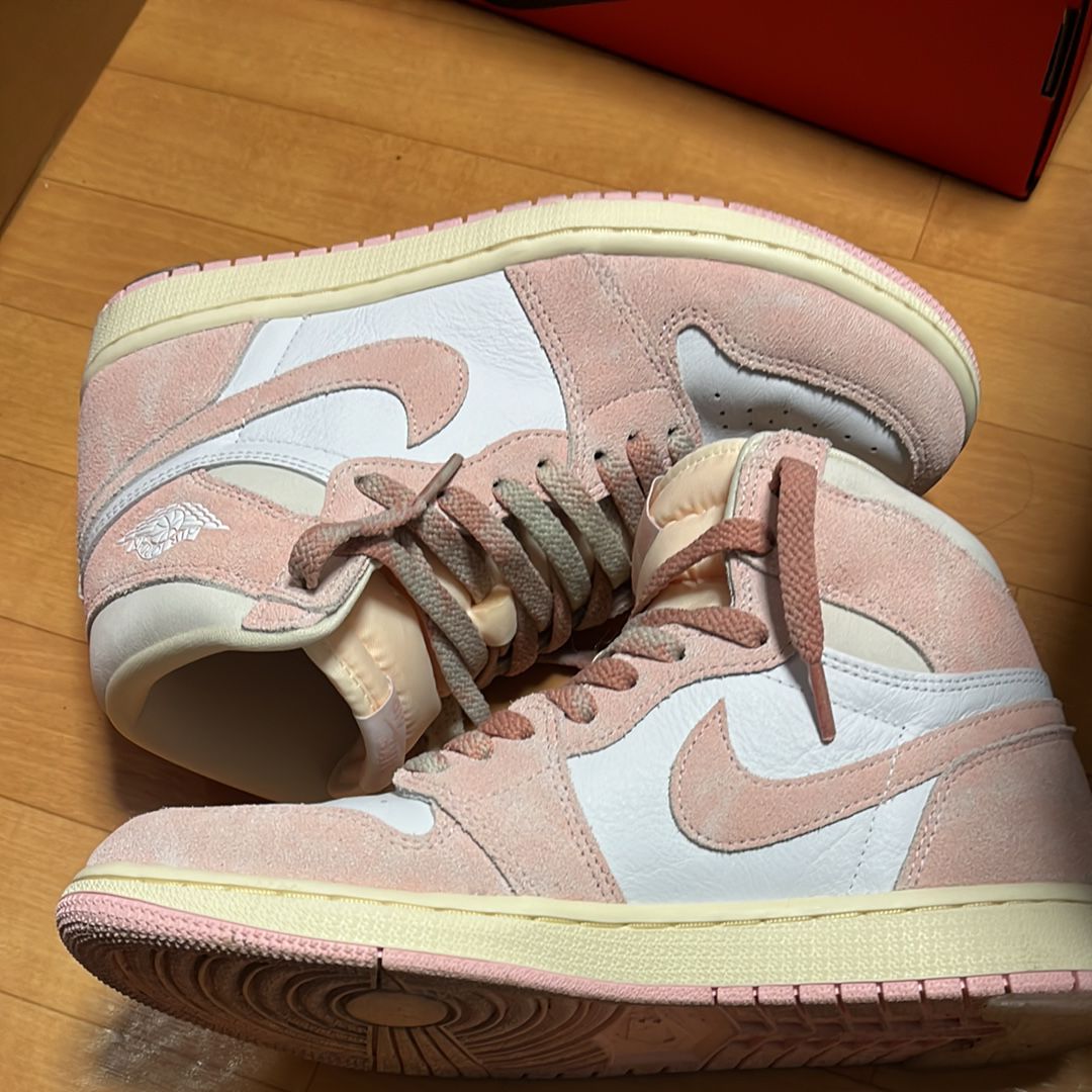 Nike Women's Air Jordan 1 Retro High OG "Washed Pink"
