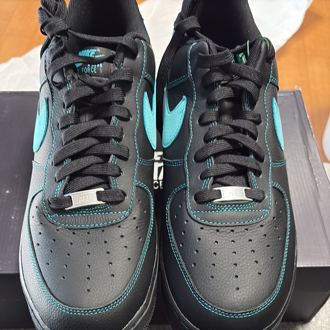 Nike Air Force 1 Low "Black Tiffany"