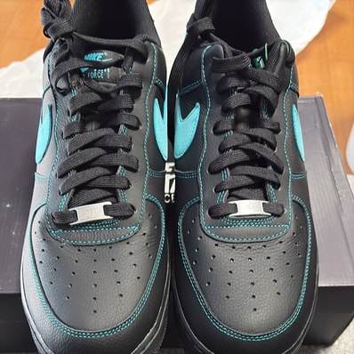 Nike Air Force 1 Low "Black Tiffany"