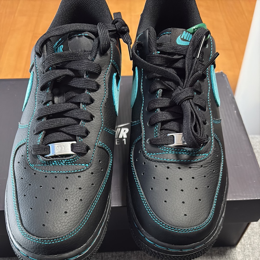 Nike Air Force 1 Low "Black Tiffany"