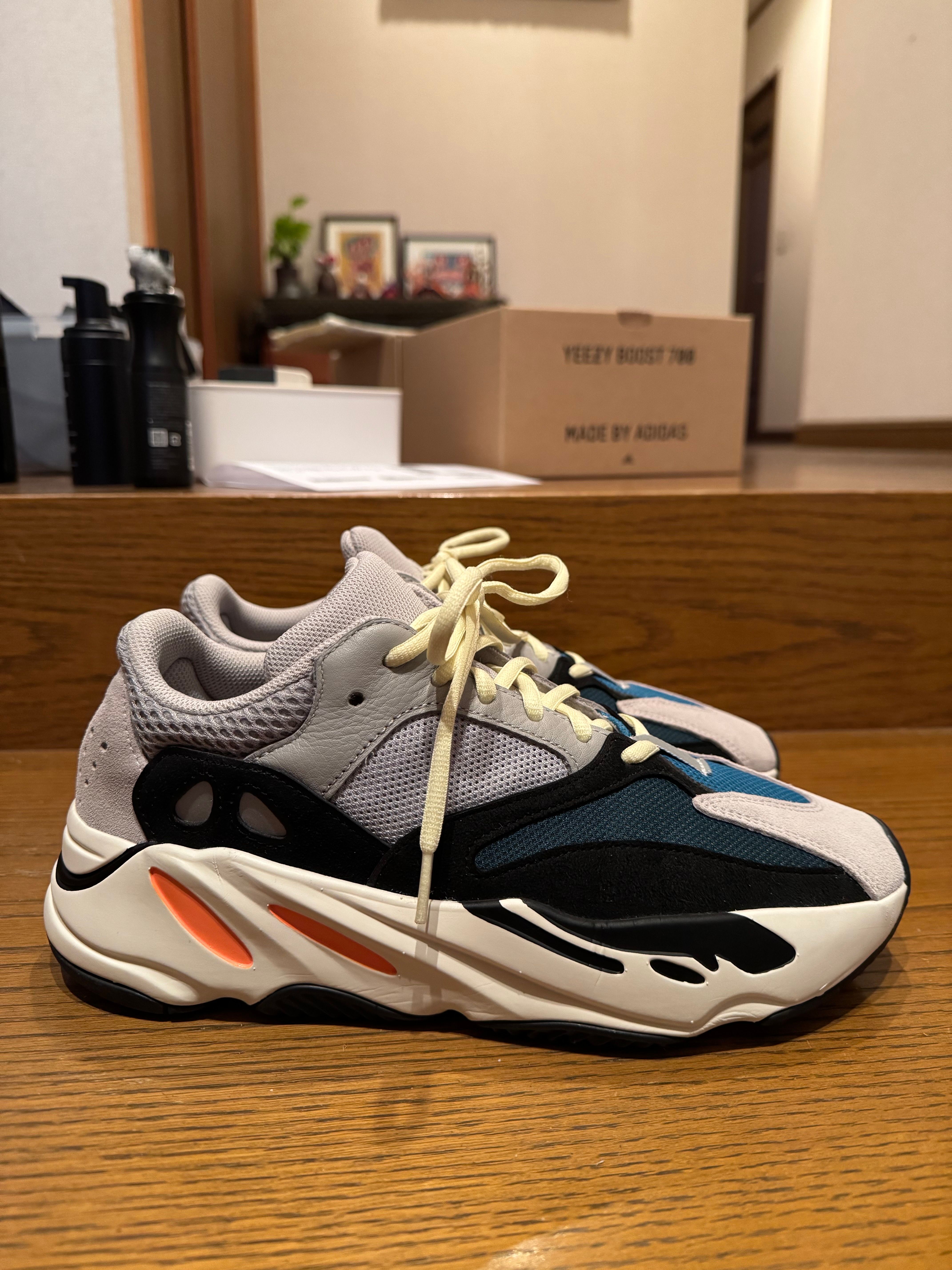 adidas YEEZY Boost 700 "Wave Runner"
