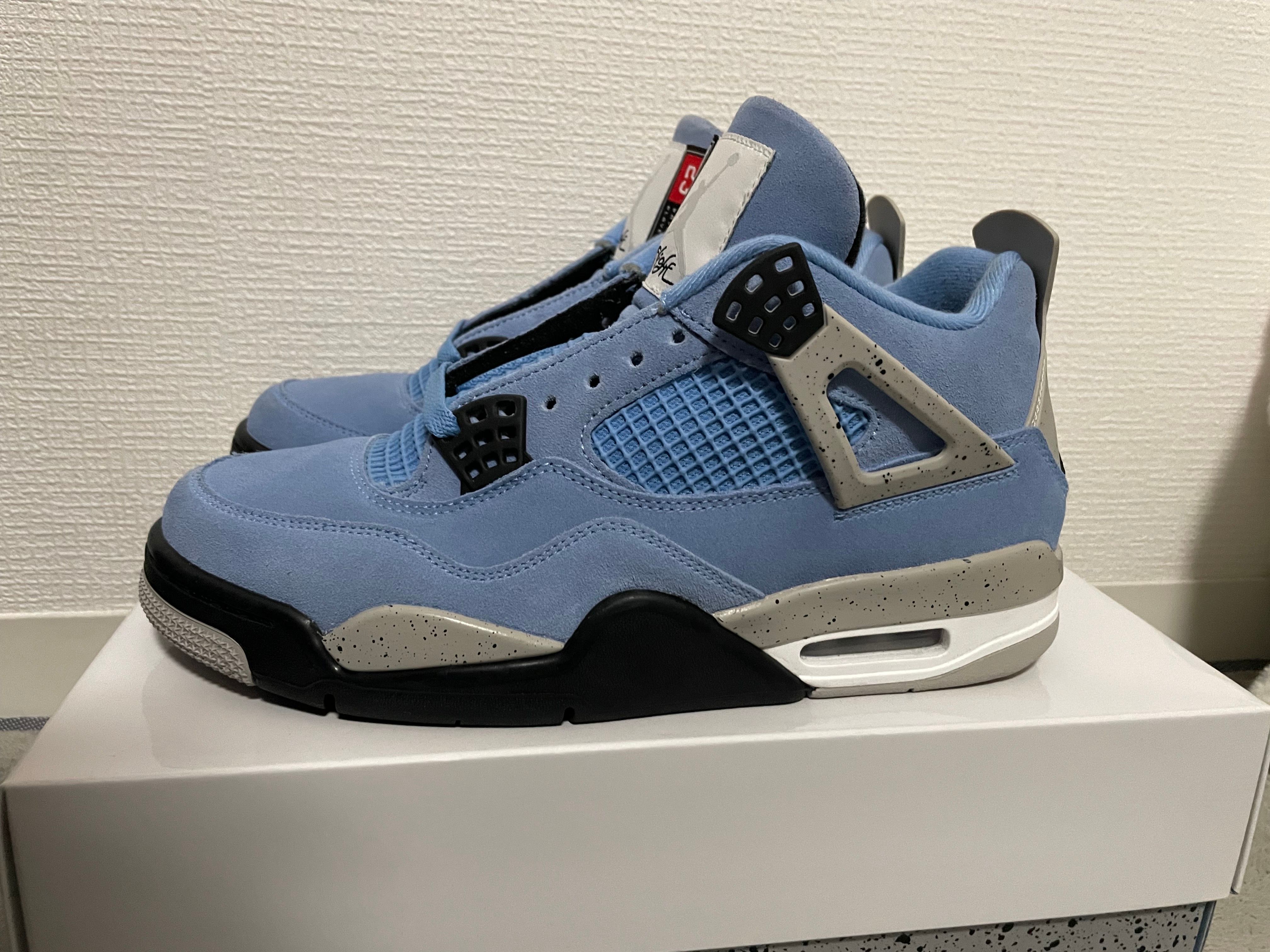 Nike Air Jordan 4 "University Blue"