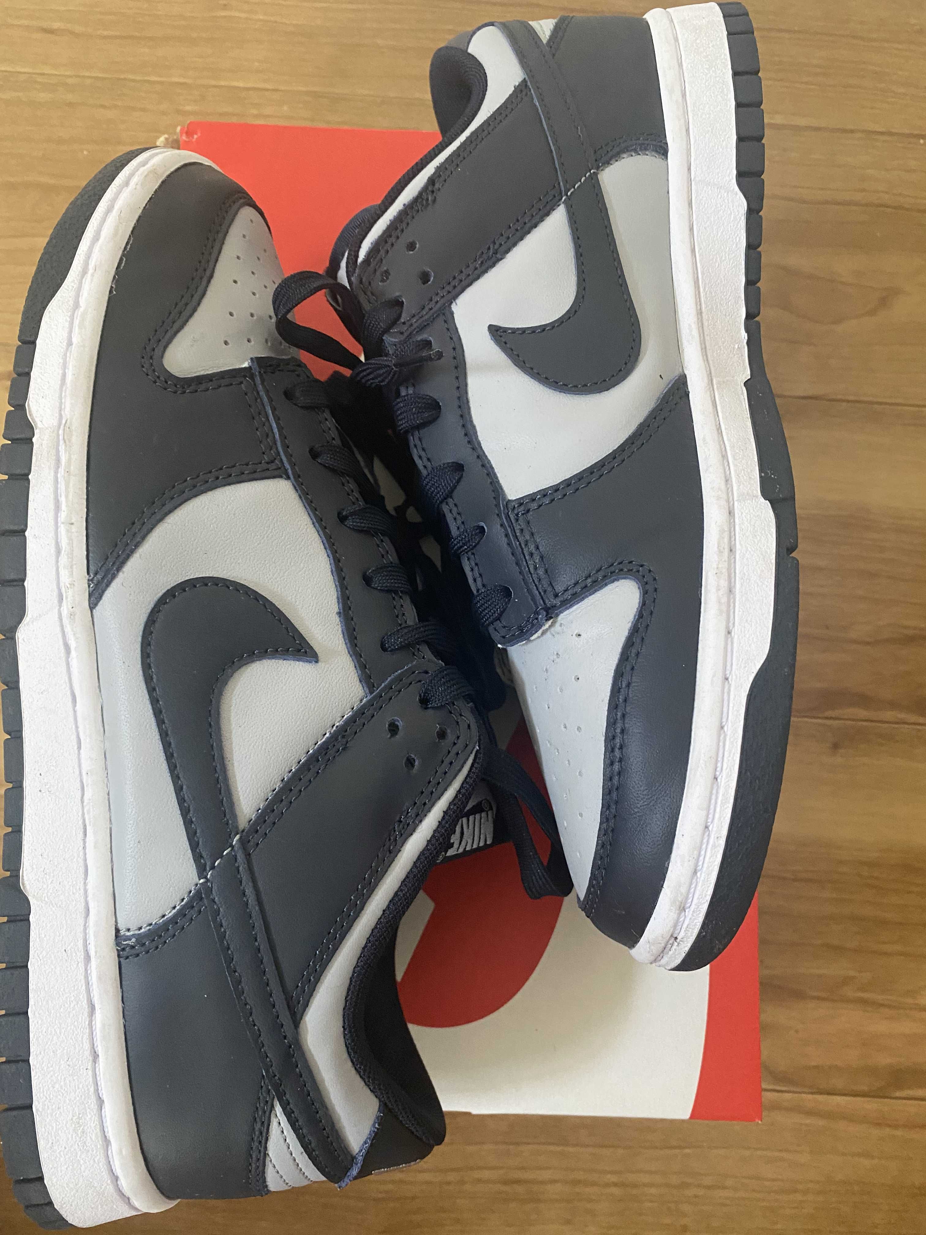 Nike Dunk Low "Championship Grey"