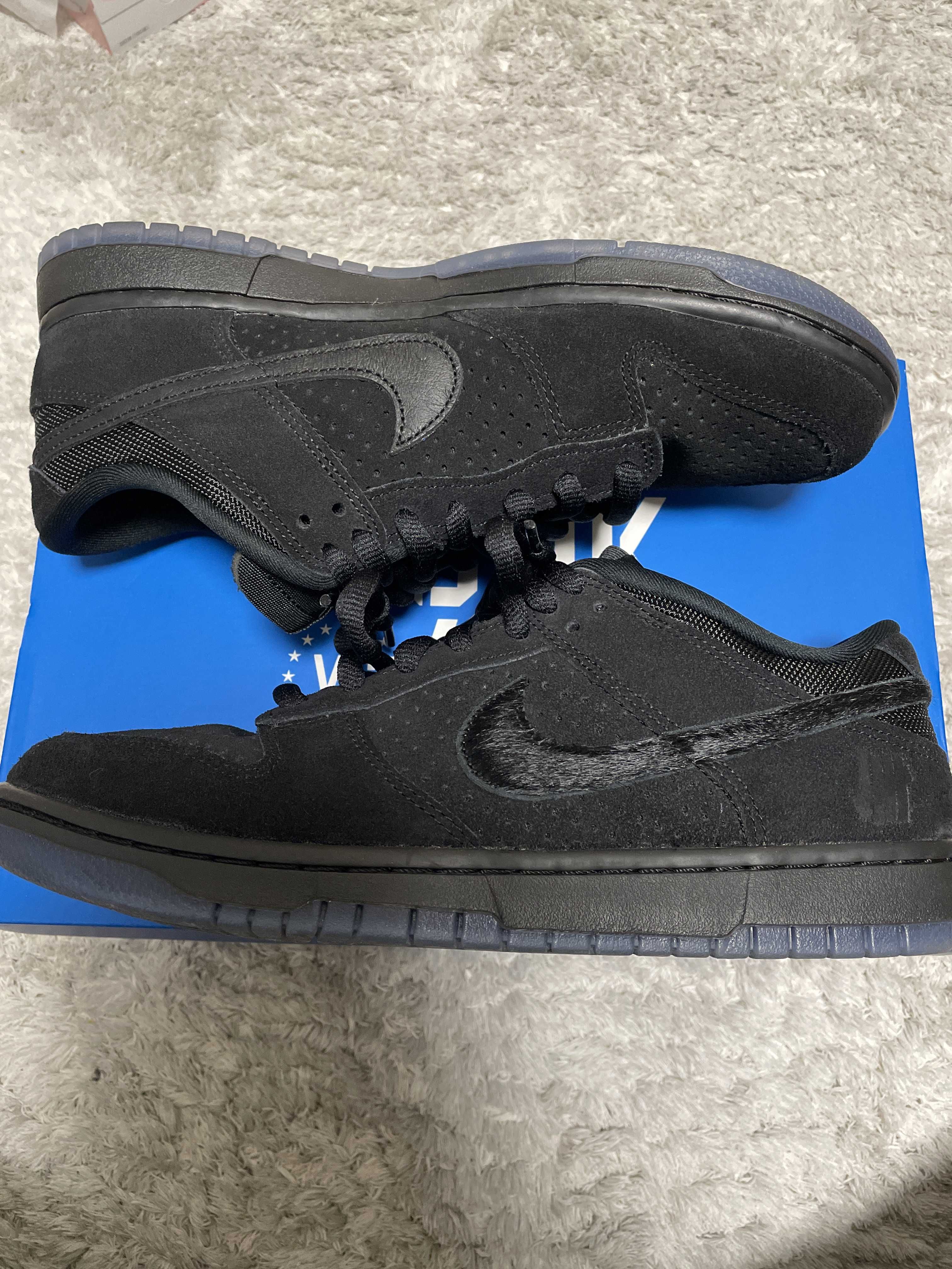 UNDEFEATED × Nike Dunk Low SP "5 ON IT"