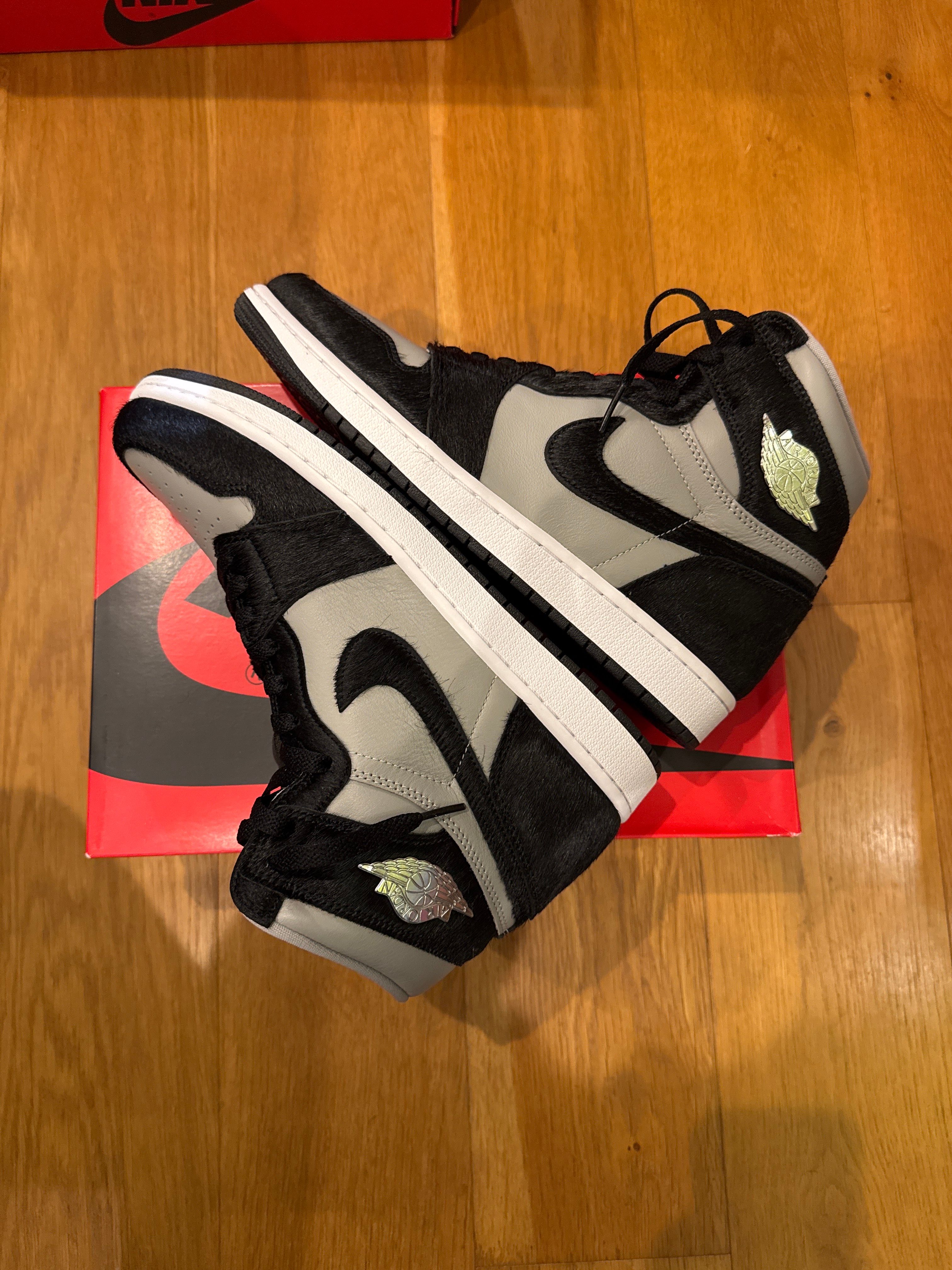 Nike Women's Air Jordan 1 Retro High OG "Medium Grey"