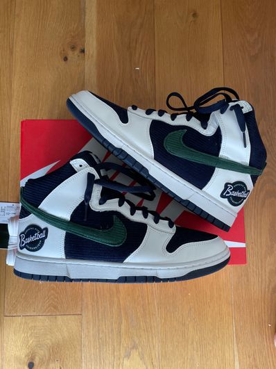 Nike Dunk High EMB "College Navy"