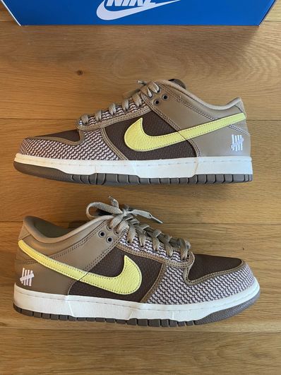 UNDEFEATED × Nike Dunk Low SP "Canteen/Lemon Frost/Palomino"