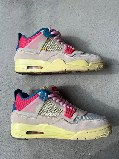 UNION × Nike Air Jordan 4 SP "Guava Ice/Light Fusion Red"