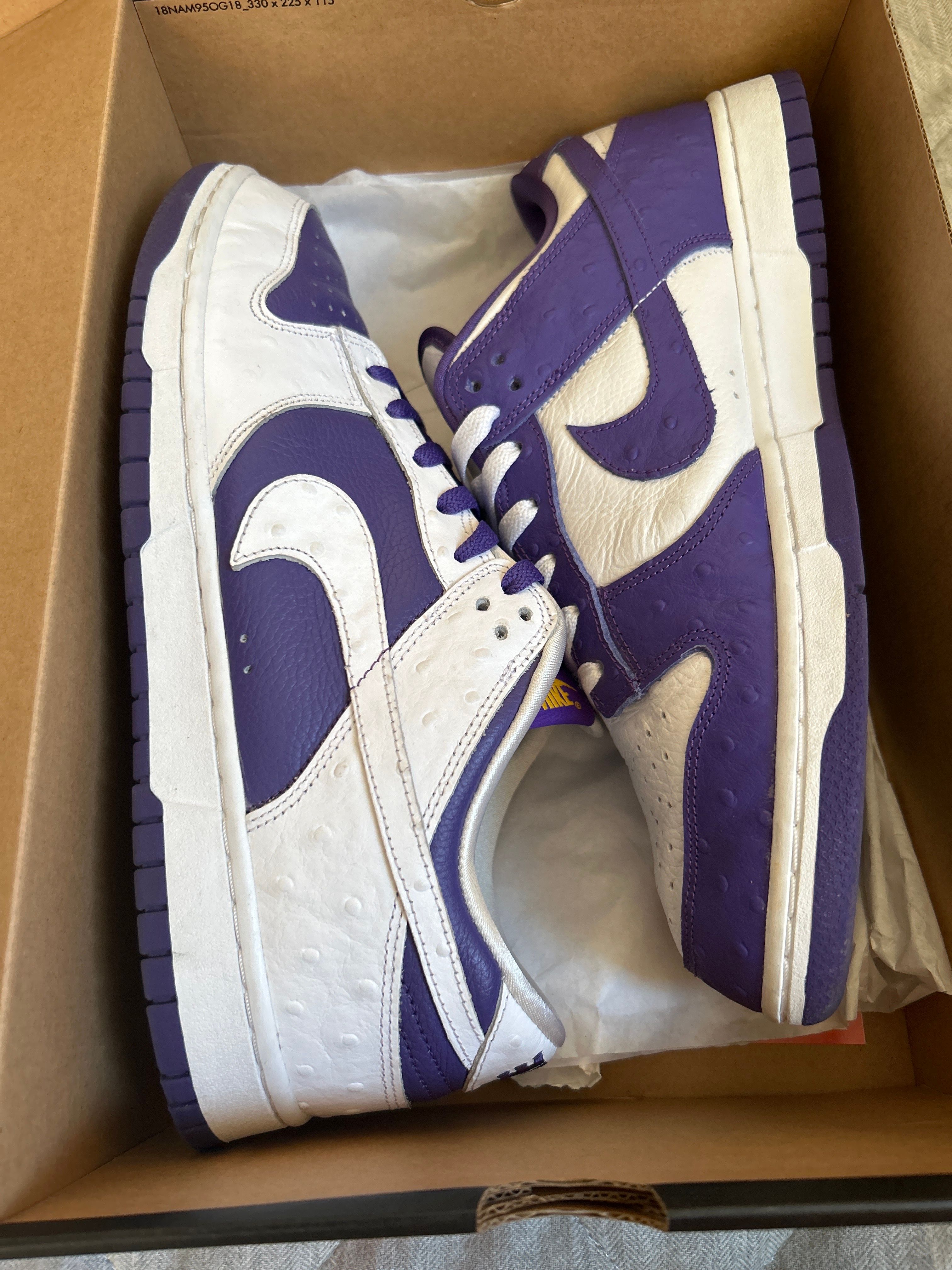 Nike Women's Dunk Low "Made You Look"