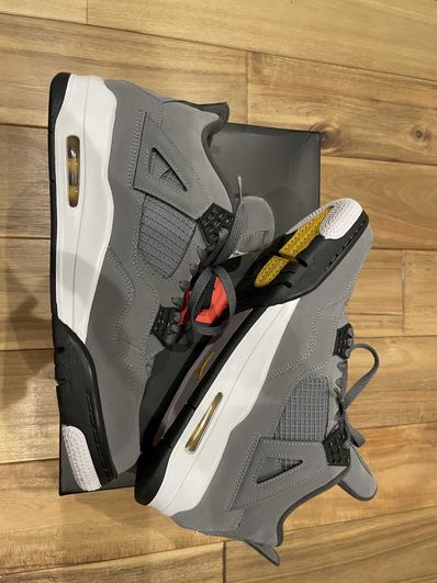 Nike Air Jordan 4 "Cool Grey"