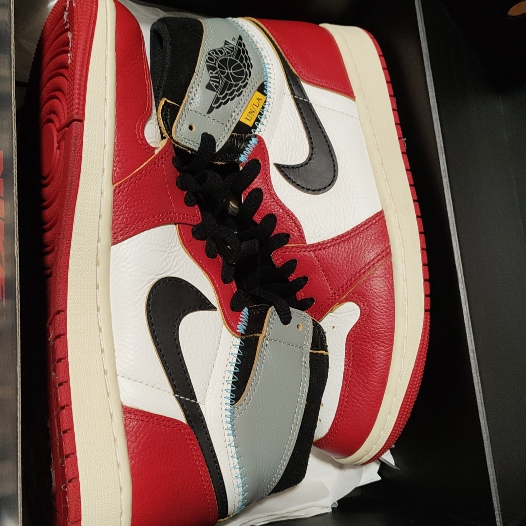 UNION × Nike Air Jordan 1 Retro High OG "Chicago/Shadow"