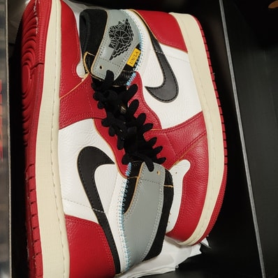 UNION × Nike Air Jordan 1 Retro High OG "Chicago/Shadow"