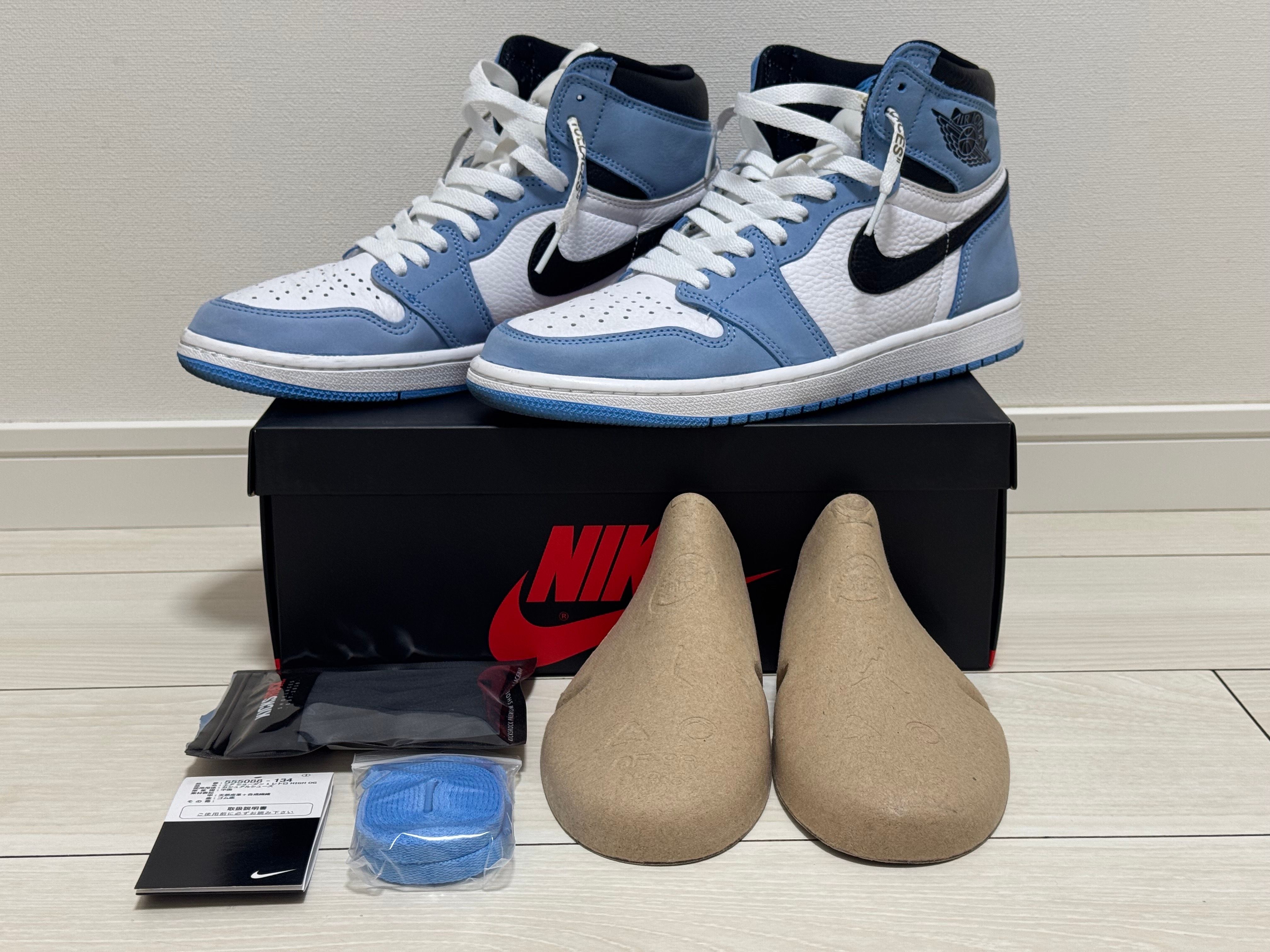Nike Air Jordan 1 High OG "University Blue"
