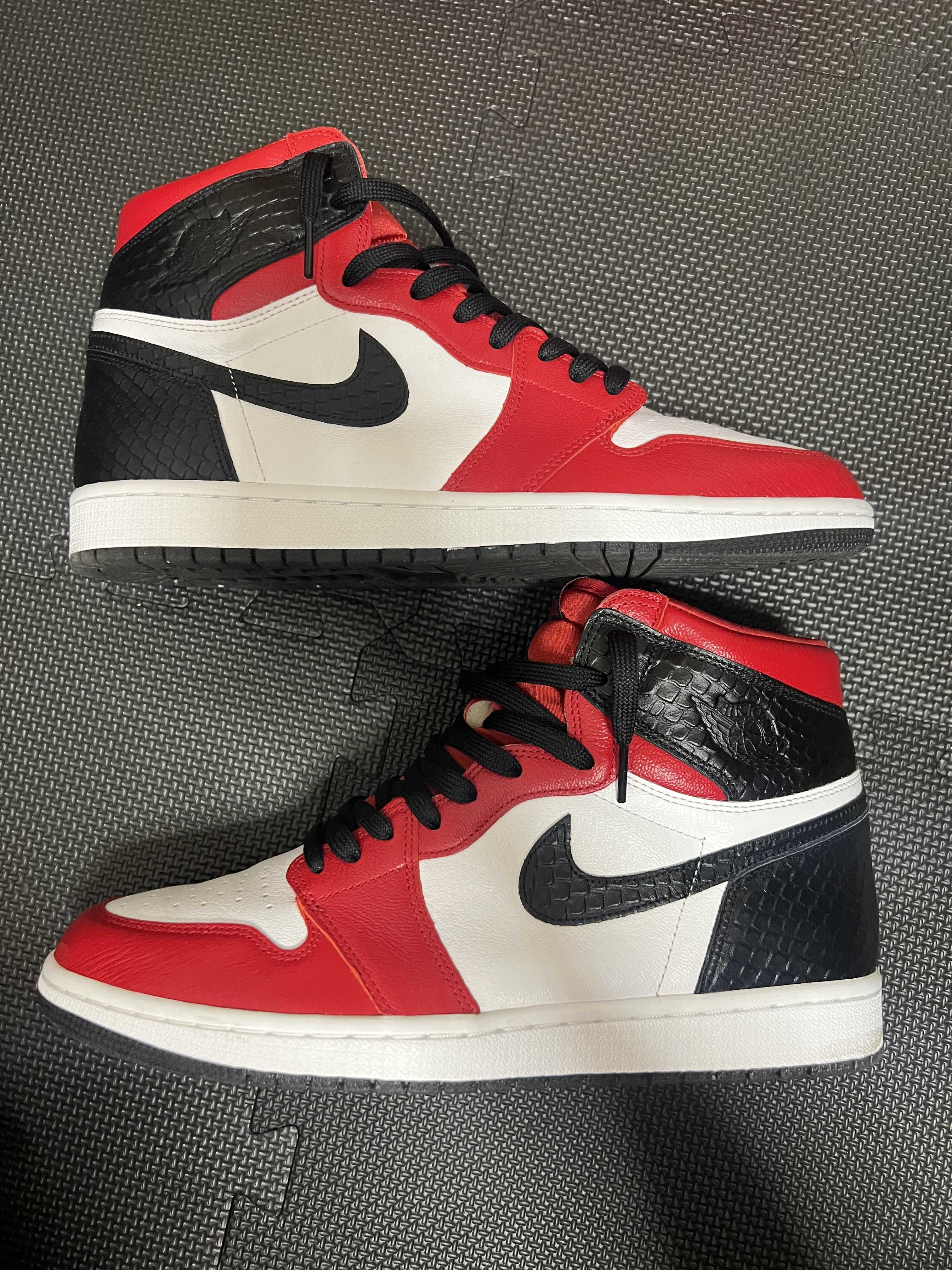 Nike Women's Air Jordan 1 High OG "Satin Red"