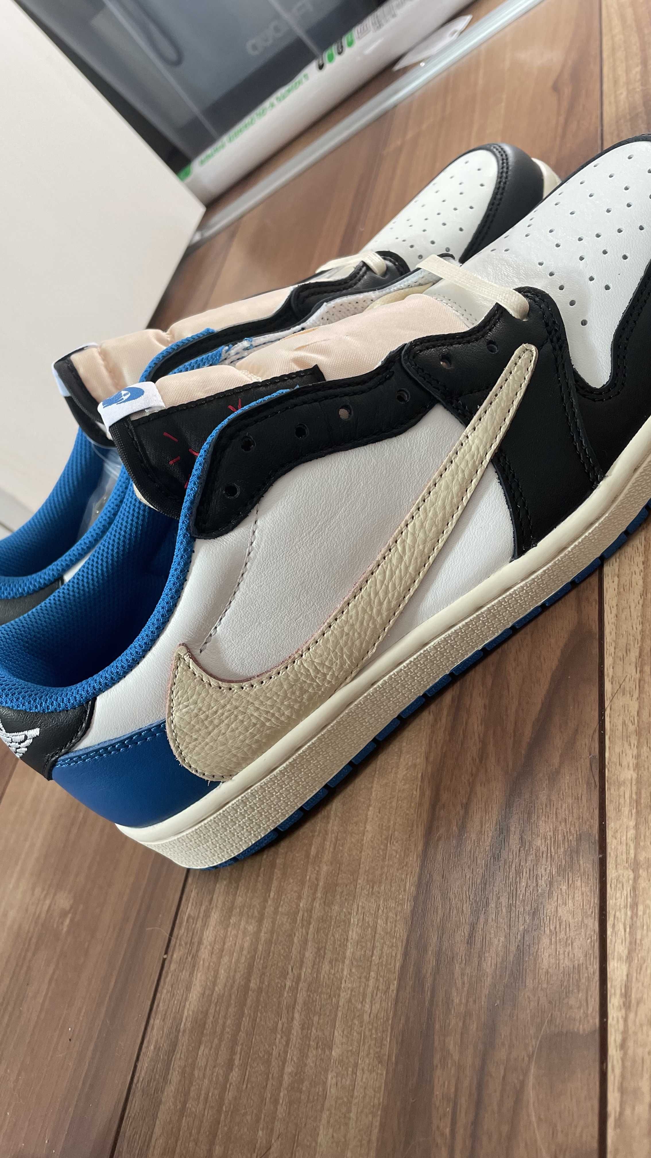 Travis Scott × fragment design × Nike Air Jordan 1 Low OG SP "Military Blue"