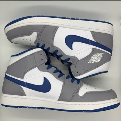Nike Air Jordan 1 Mid "True Blue"