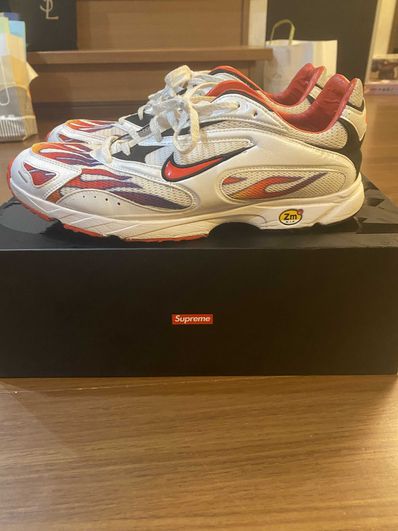 Supreme × Nike Air Zoom Streak Spectrum Plus "White"