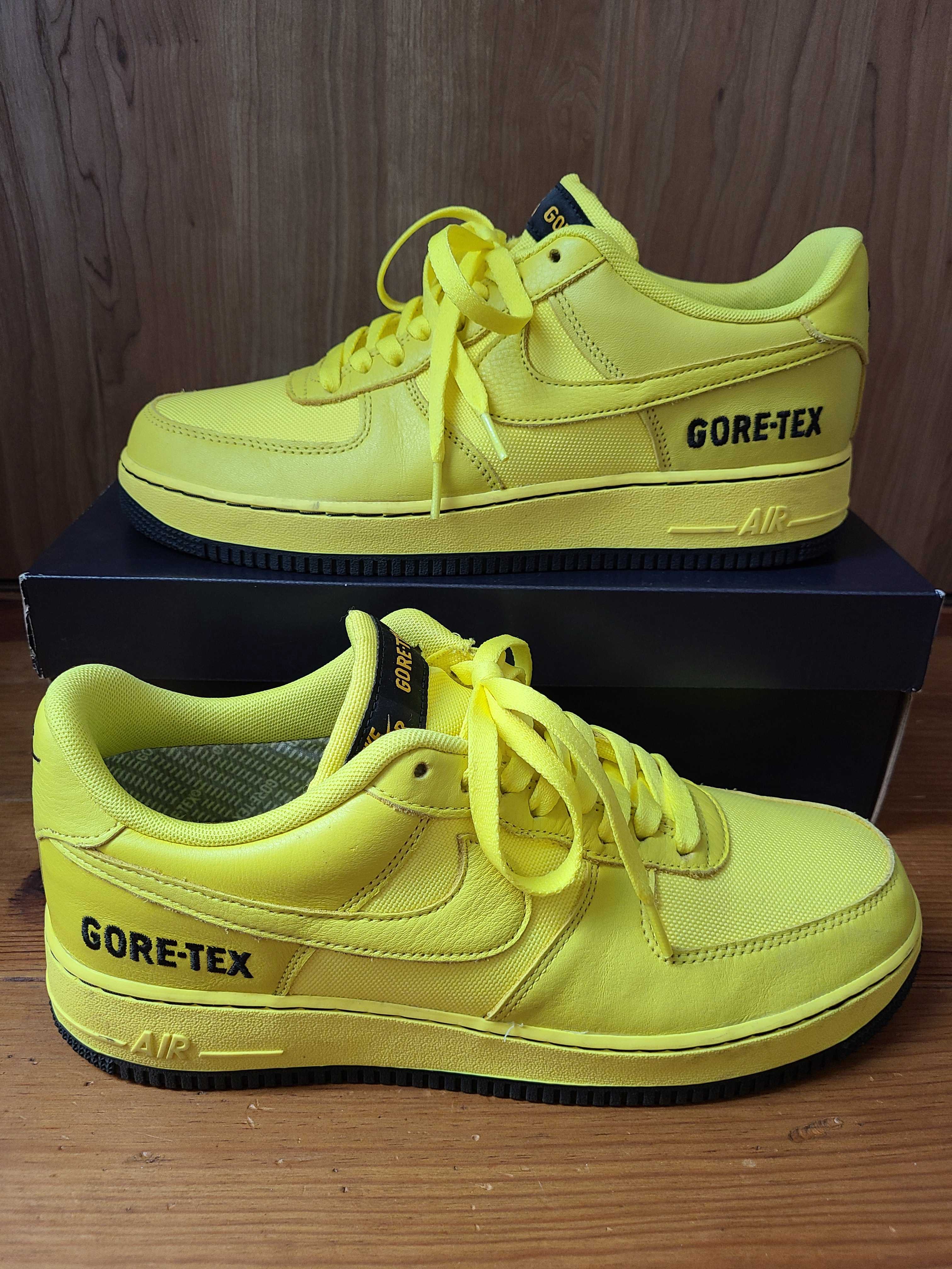 Nike Air Force 1 Low Gore-Tex "Dynamic Yellow"