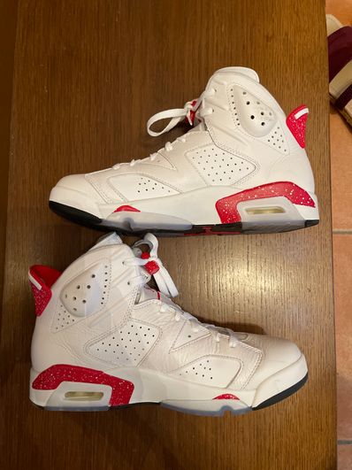 Nike Air Jordan 6 "White and University Red/Red Oreo"
