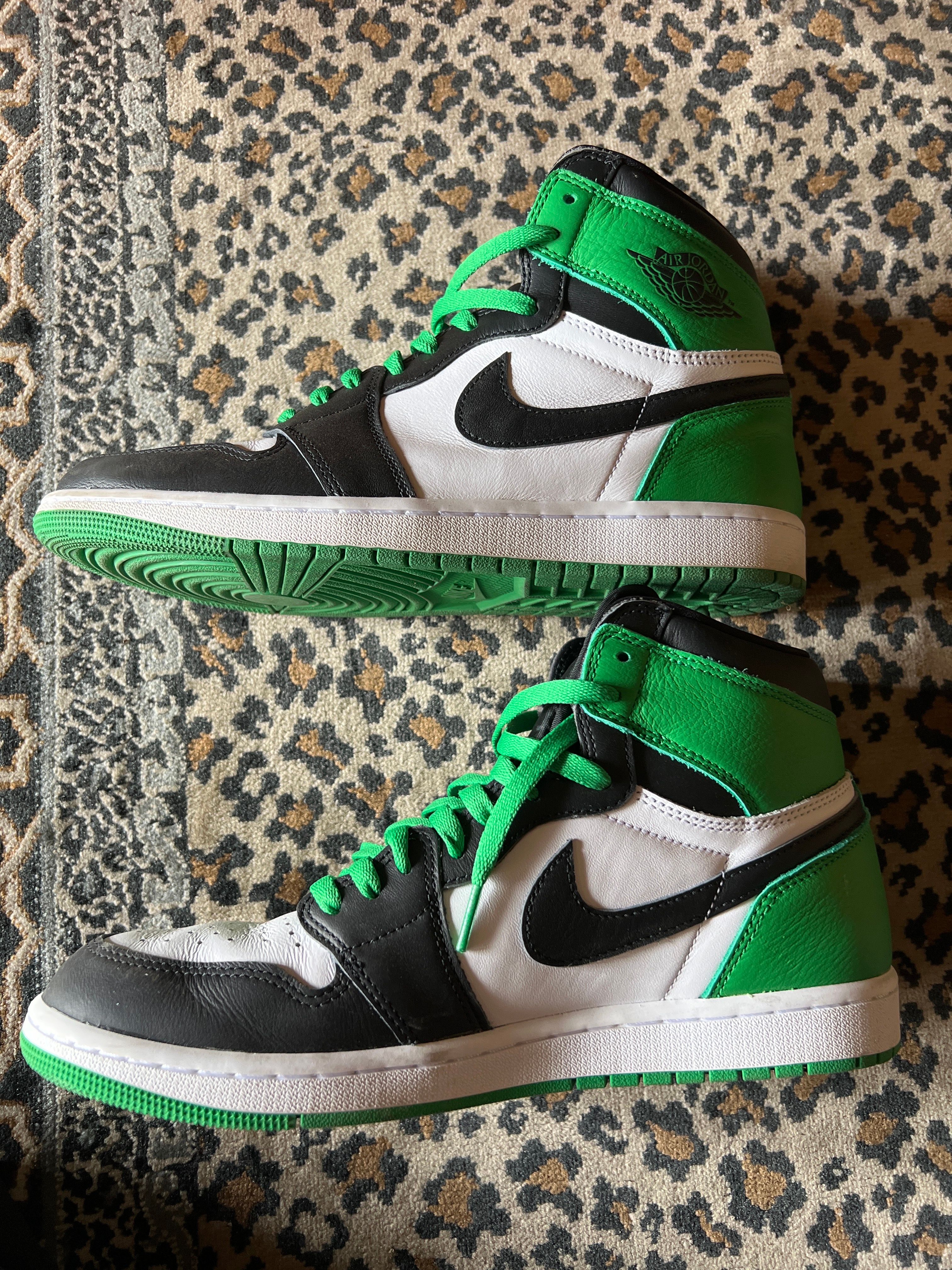 Nike Air Jordan 1 Retro High OG "Celtics/Black and Lucky Green" (2023)