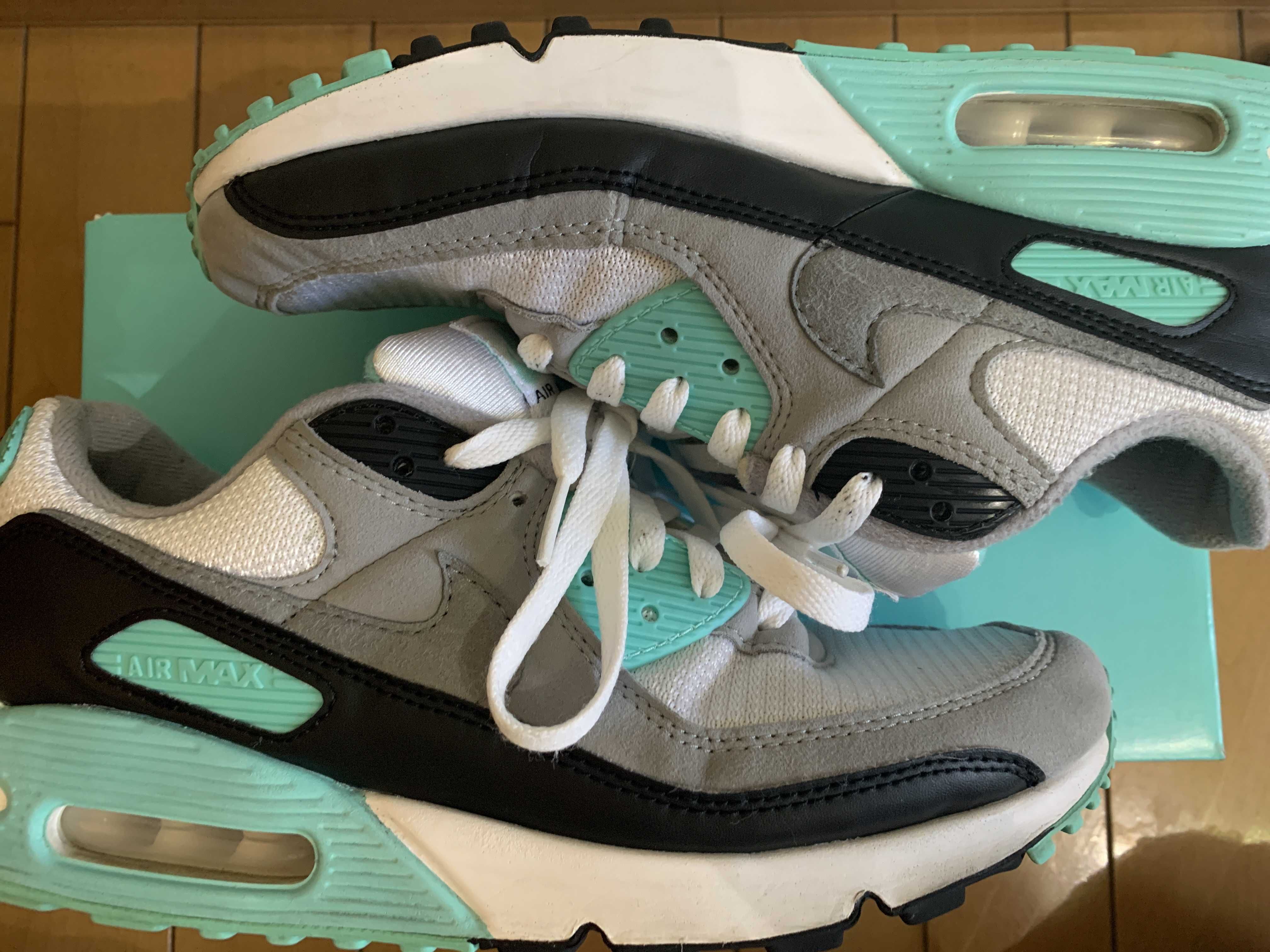 NIKE AIR MAX 90 "HYPER TURQUOISE/PARTICLE GREY"