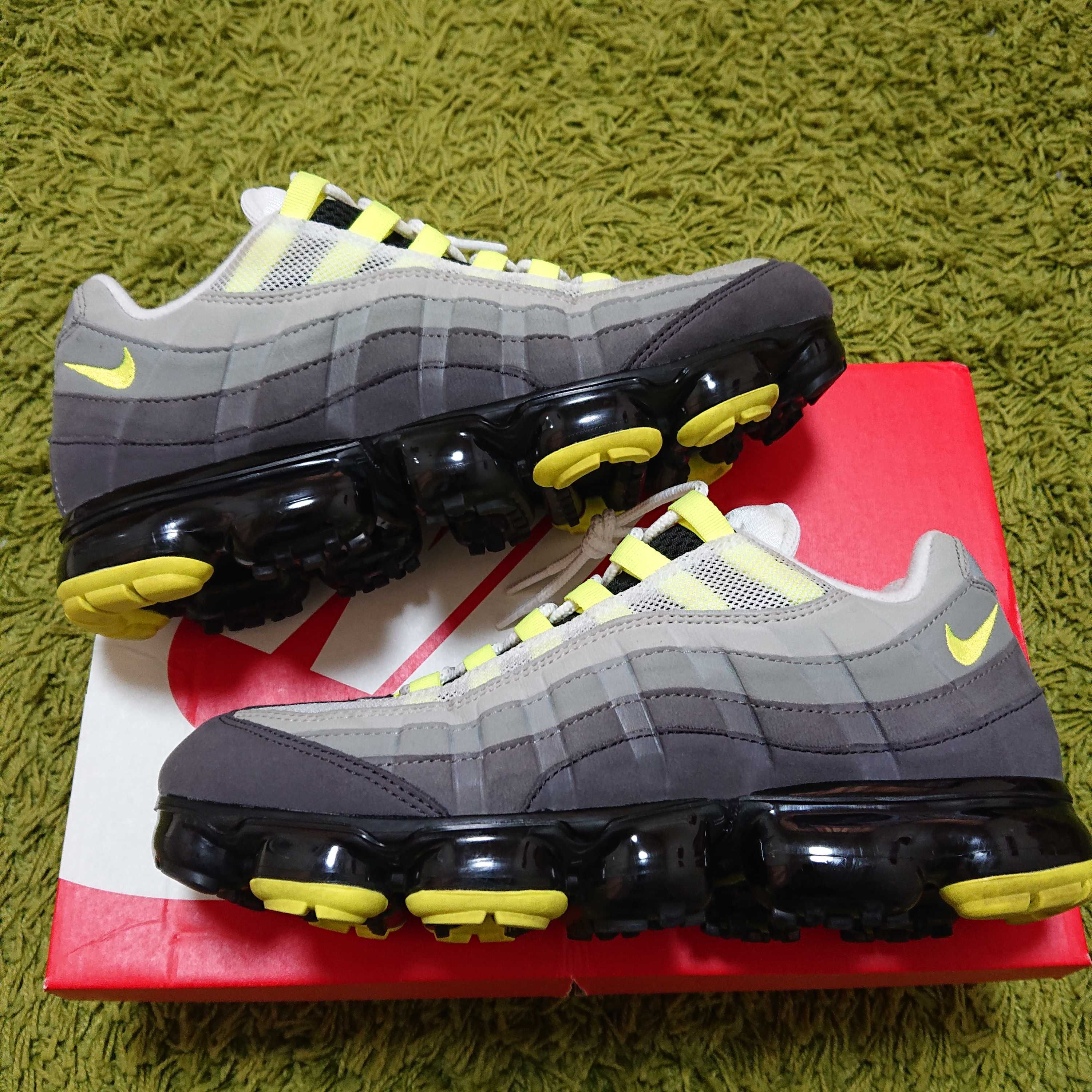 Nike Air Vapormax 95 "Neon"